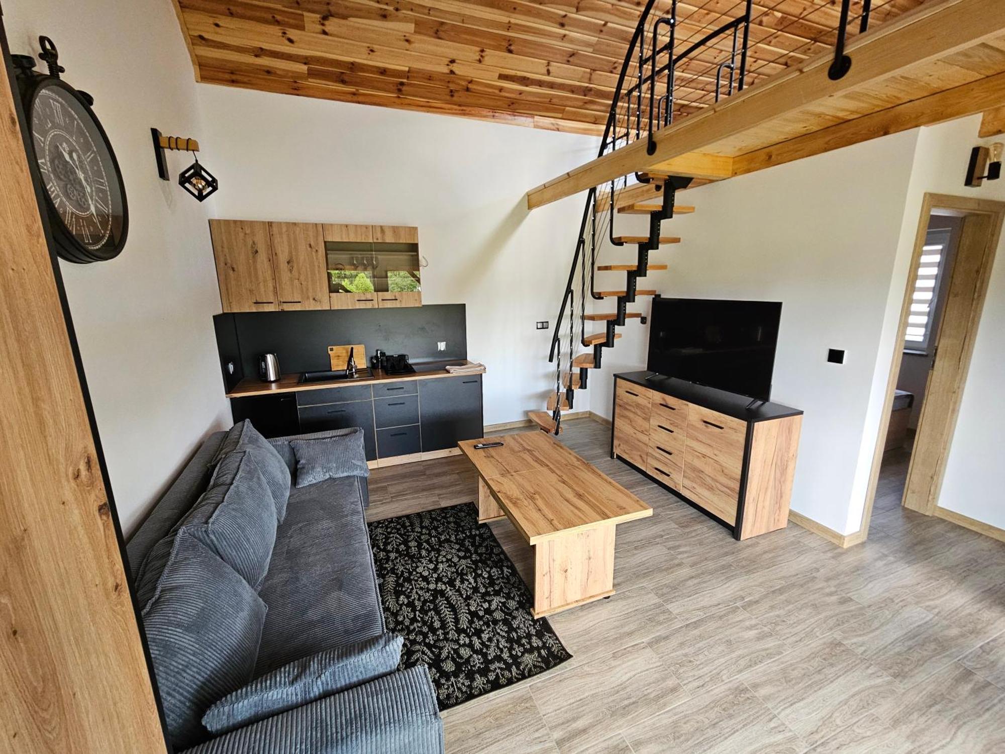 Nad Jeziorem Holiday home Siemczyno